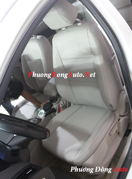 ford%20forcus%20-%20phuongdongauto_net.png